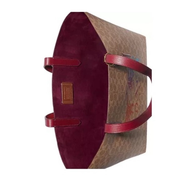 🦖✨Coach Rainbow Rexy Signature tote✨🦖 - Picture 4 of 4